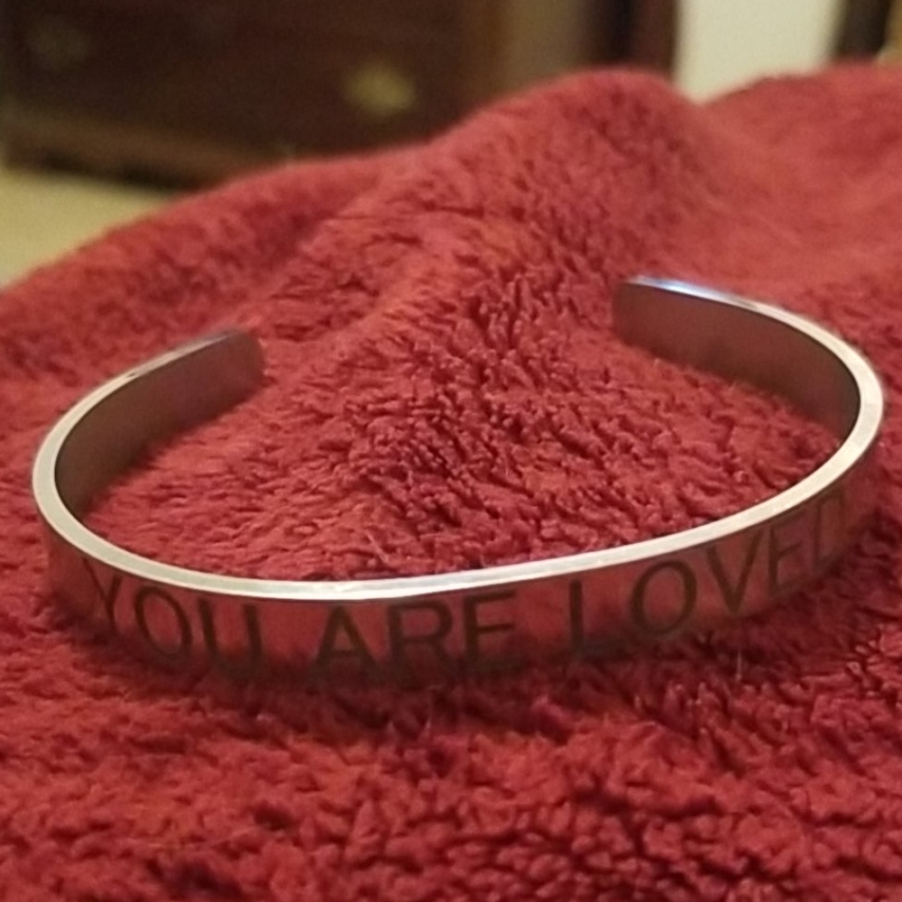 Pink Box "You Are Loved" bracelet PM 1301